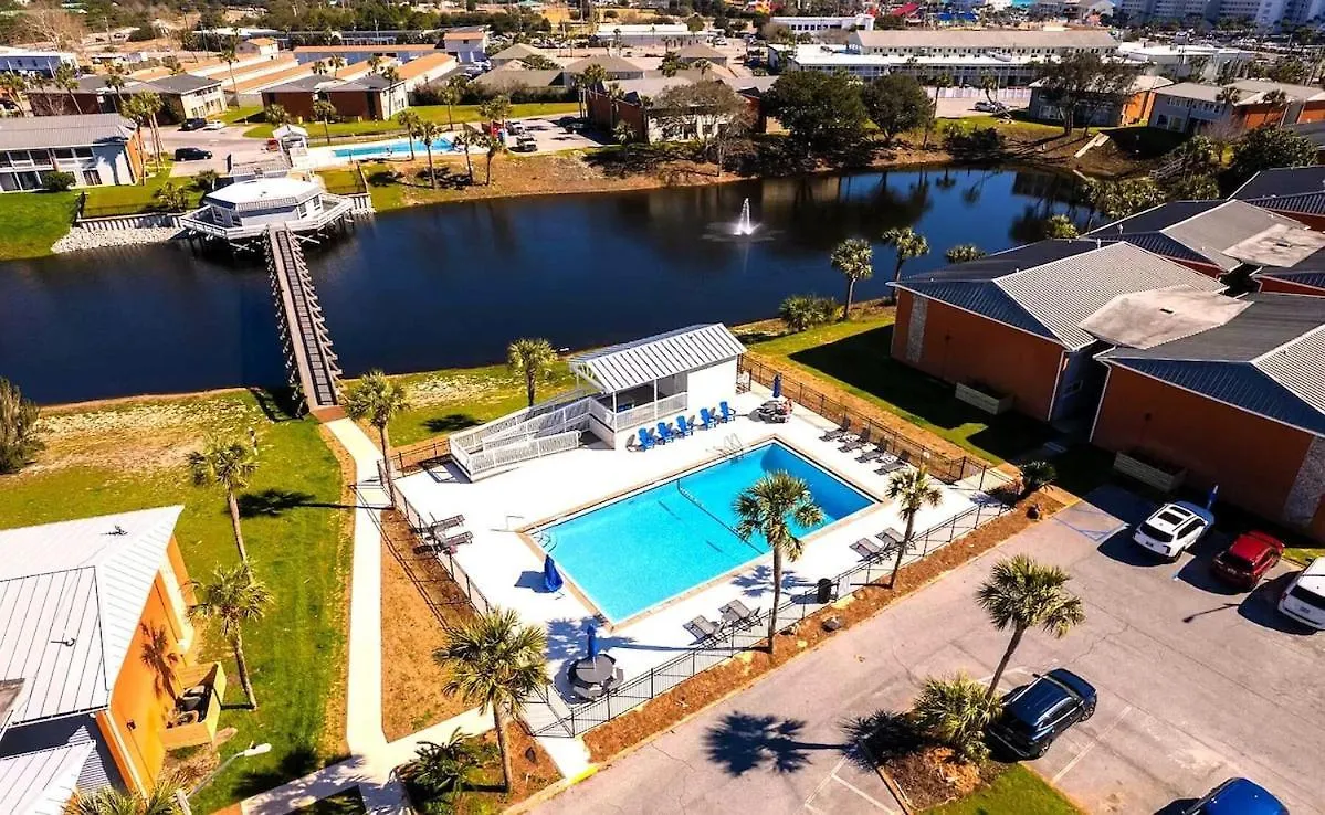 Hook Line Double Sinker Lake View 3 Comm Pools Destin Holiday home